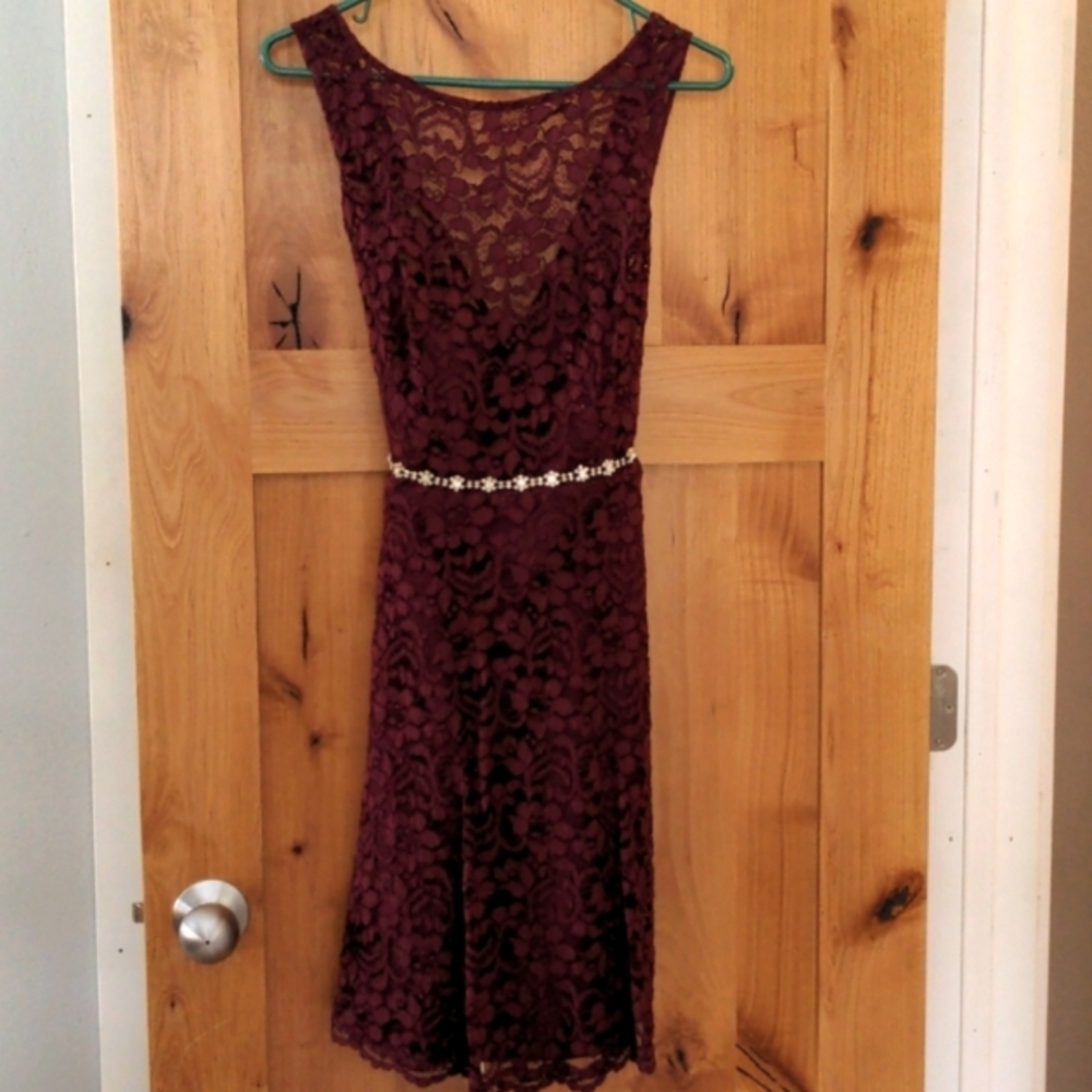 David's Bridal Crimson Lace Bridesmaid Dress with beautiful sash